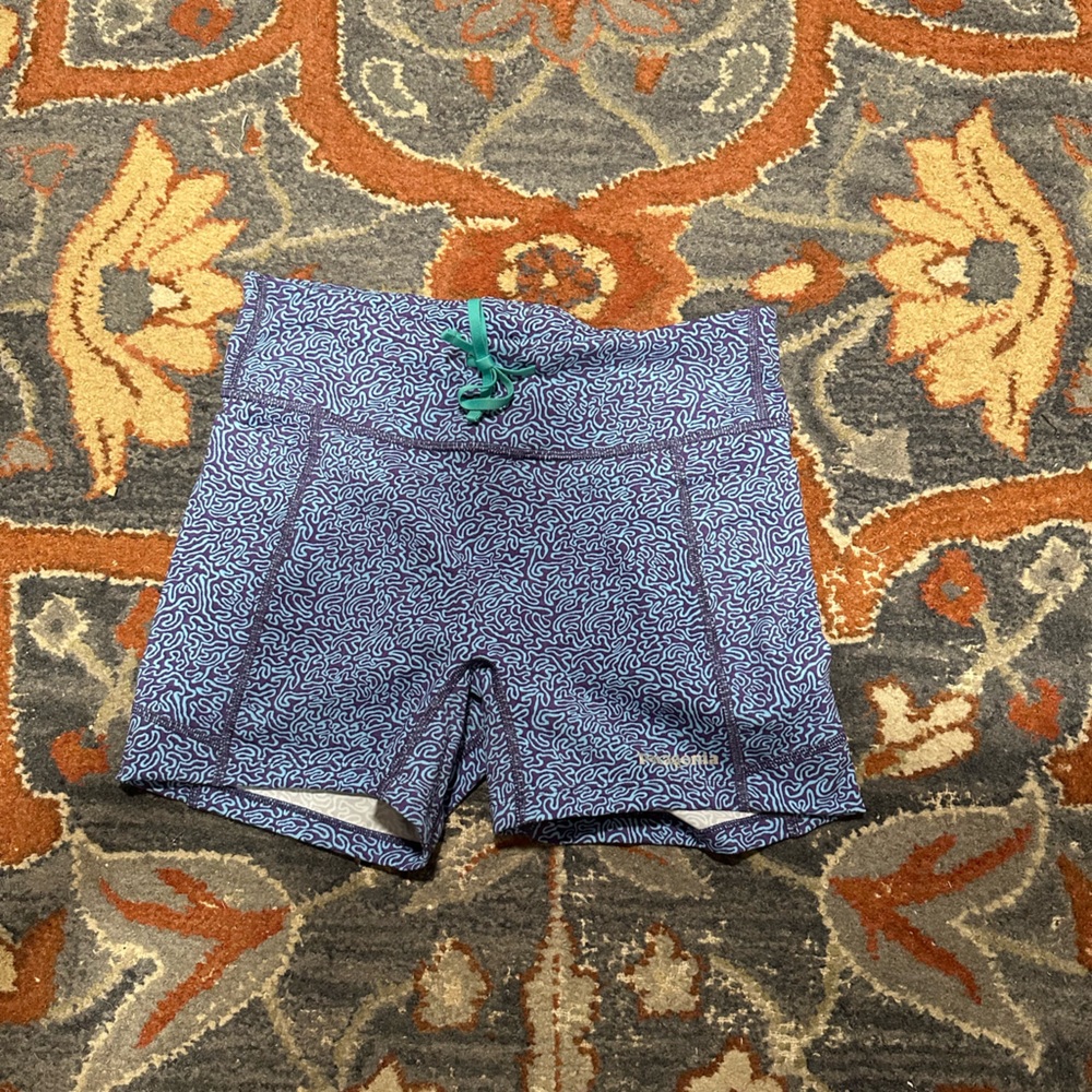 Stylish Blue Patterned Women's biker Shorts